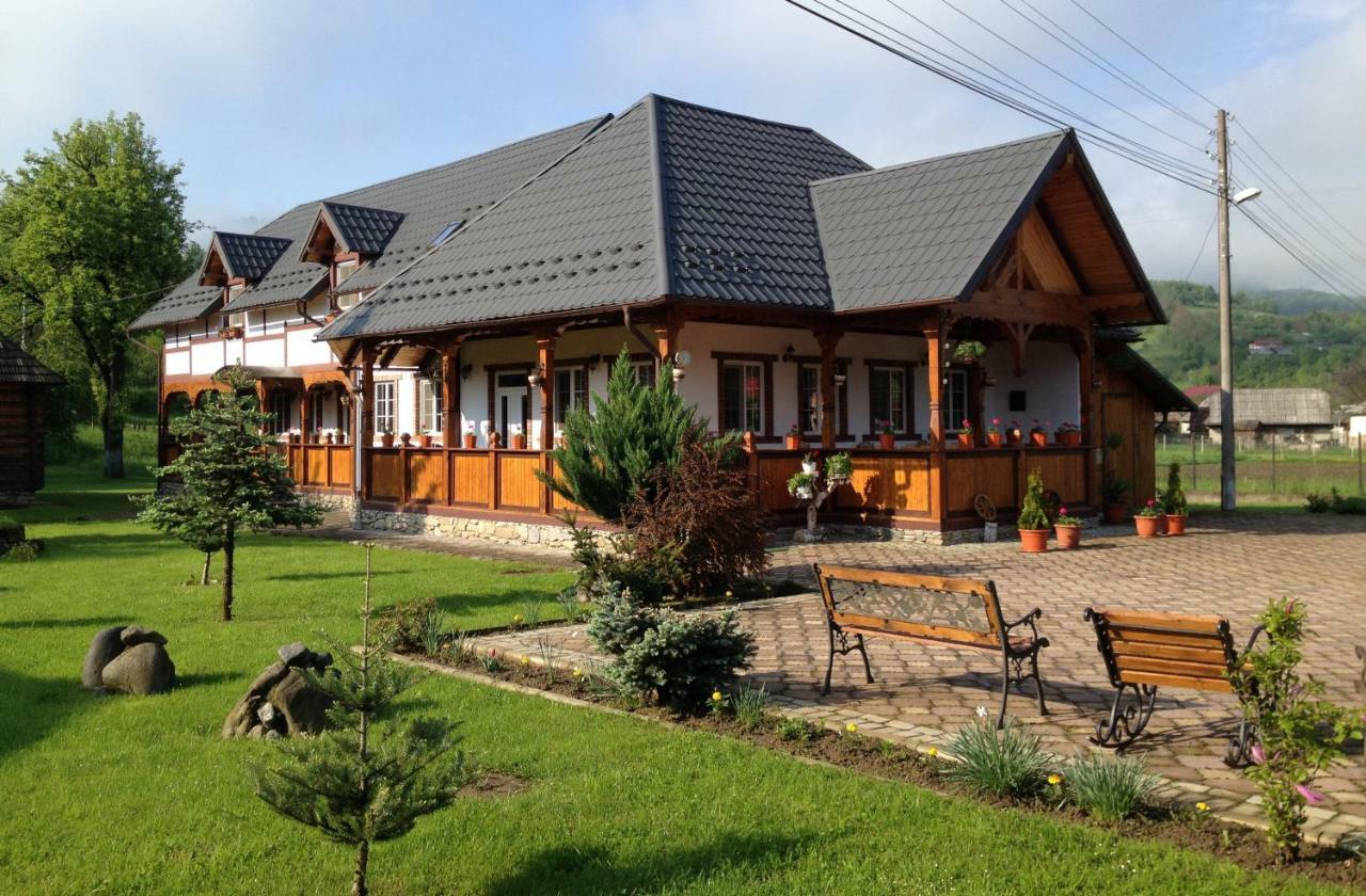 Pensiunea Turlas Maria Săliştea de Sus エクステリア 写真